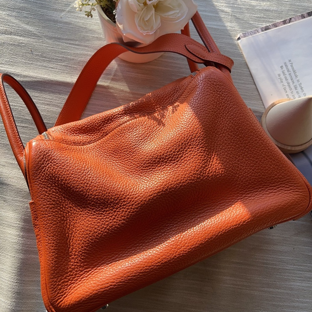 Hermes Orange Clemence Palladium Plated Lindy Bag 30 - Picture 8 of 12